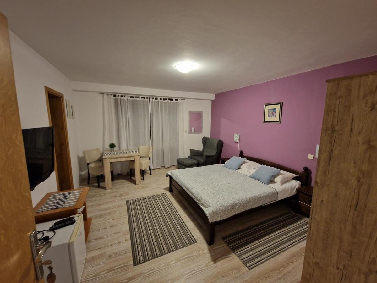 Guest House Wolf II Plitvička Jezera Εξωτερικό φωτογραφία