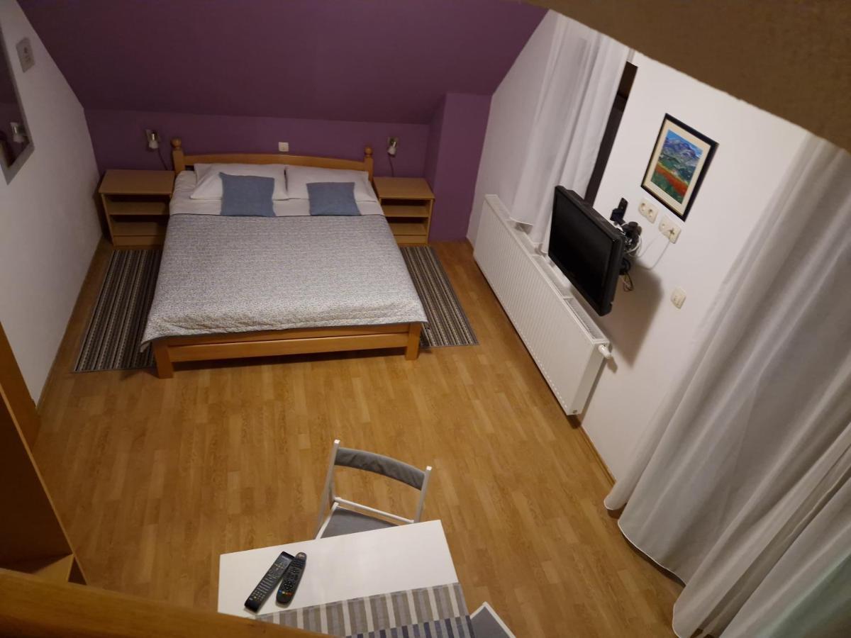 Guest House Wolf II Plitvička Jezera Εξωτερικό φωτογραφία