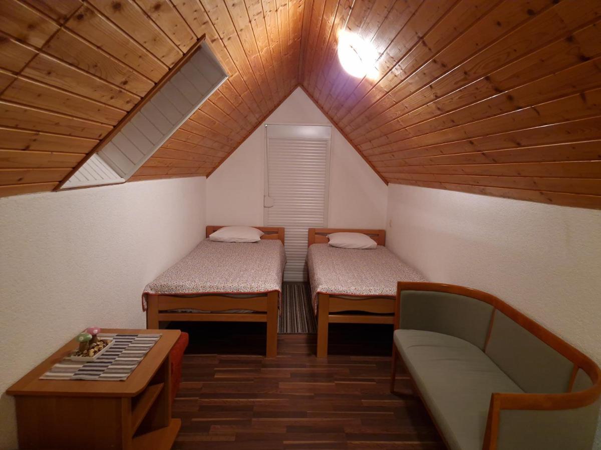 Guest House Wolf II Plitvička Jezera Εξωτερικό φωτογραφία